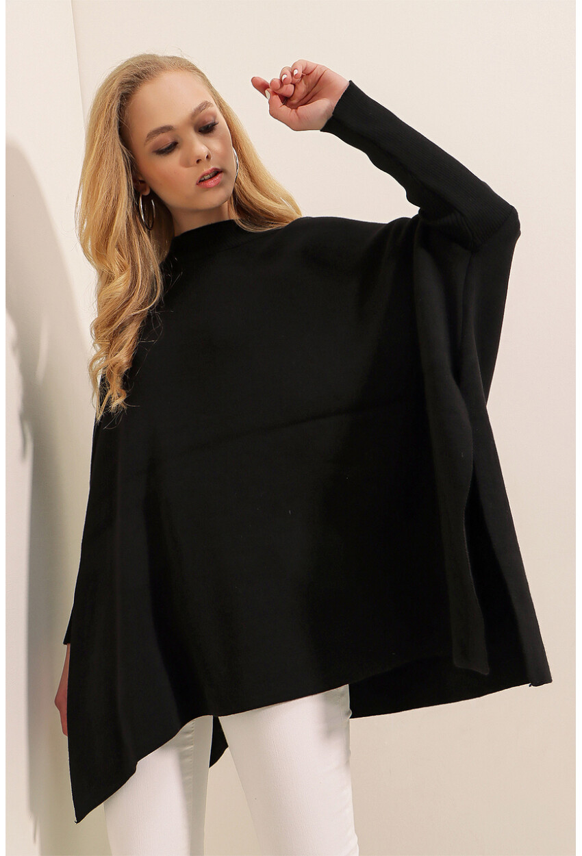 15783 Split Poncho Sweater