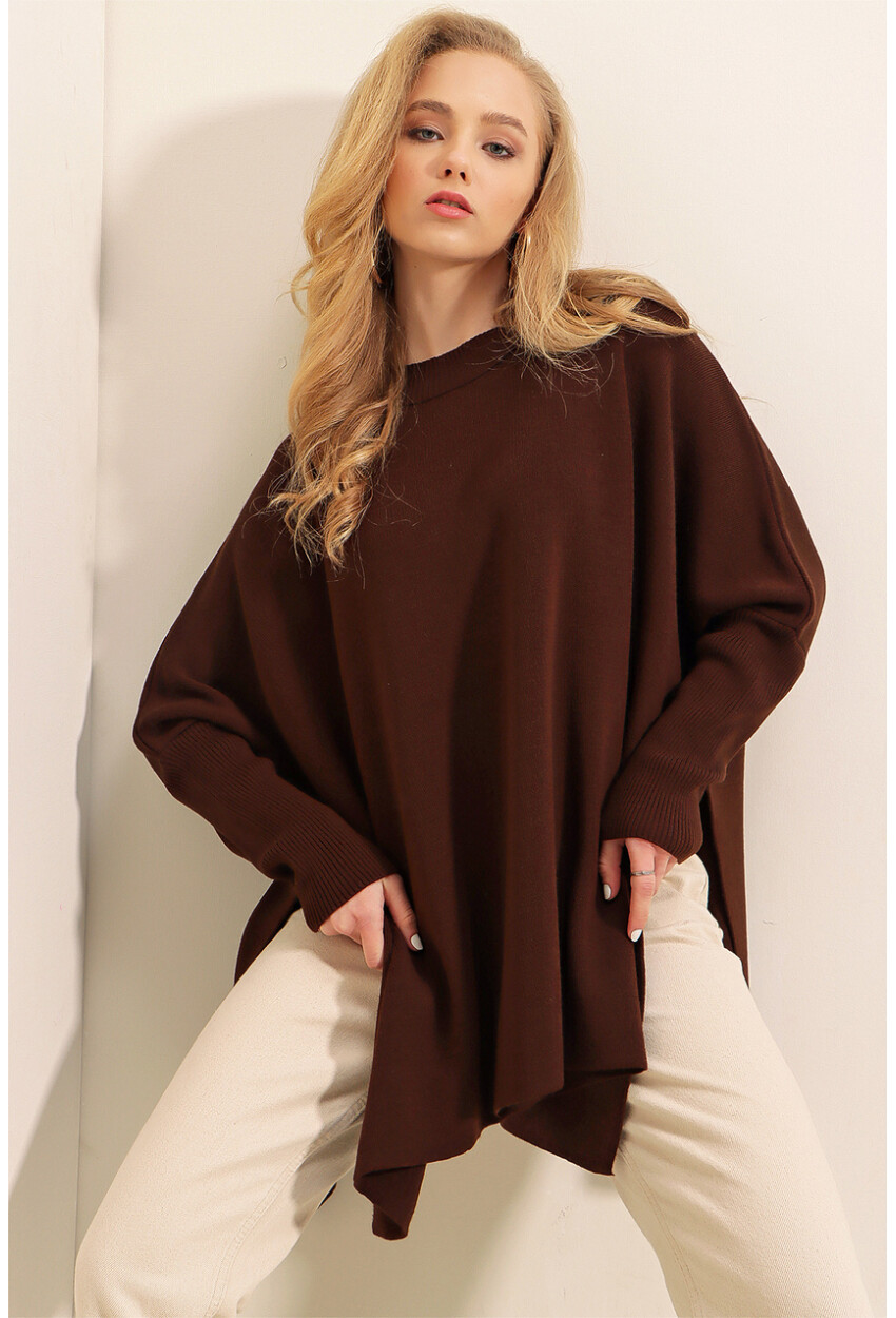 15783 Split Poncho Sweater