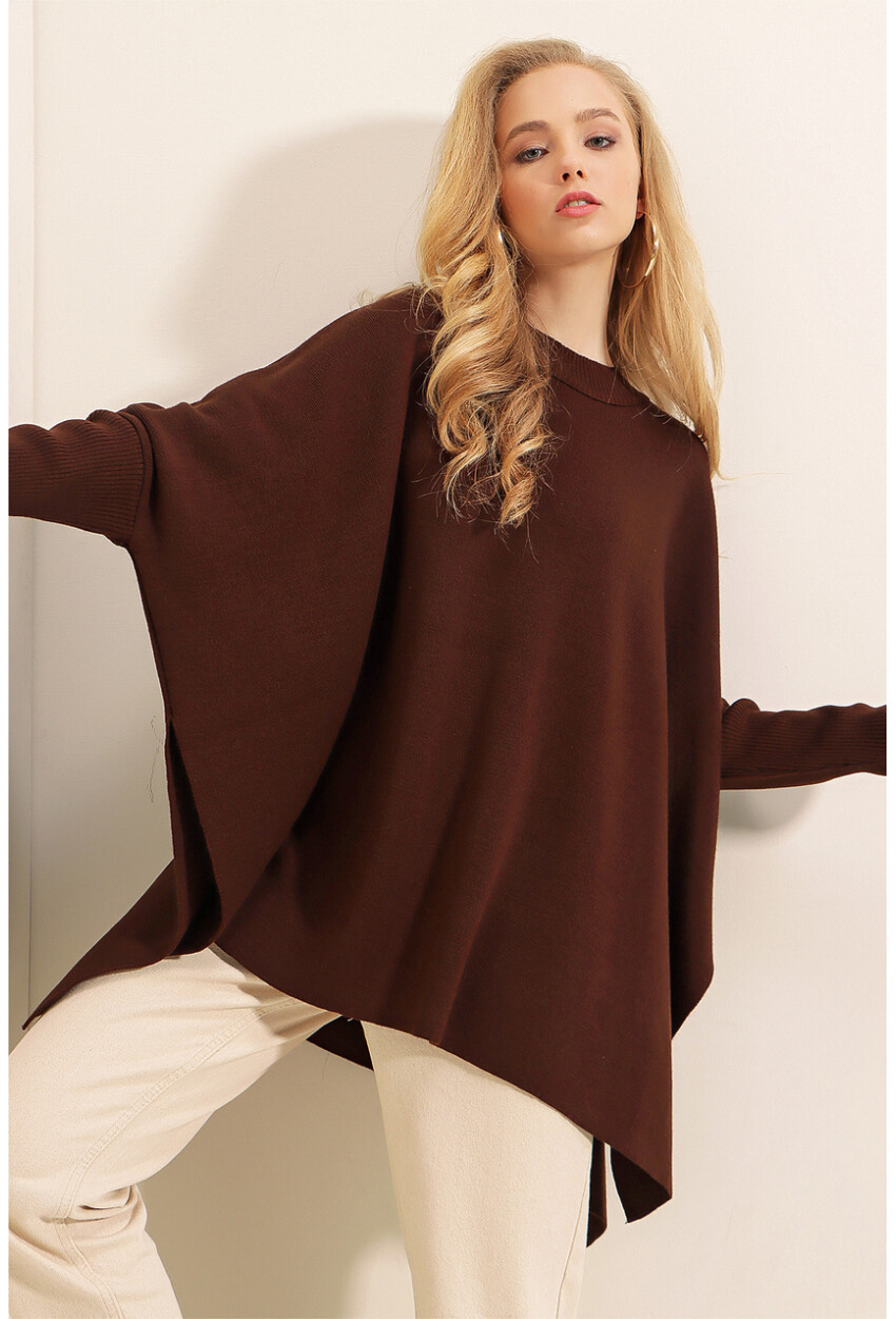 15783 Split Poncho Sweater