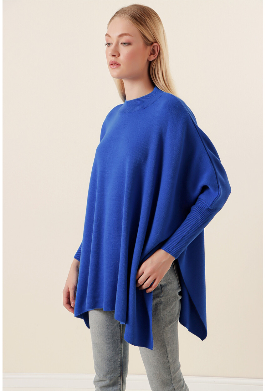 15783 Split Poncho Sweater