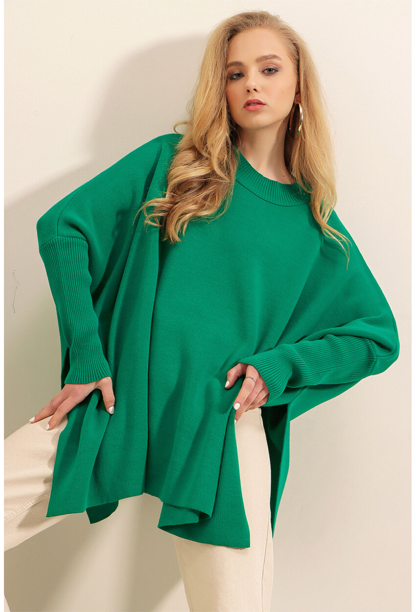 15783 Split Poncho Sweater