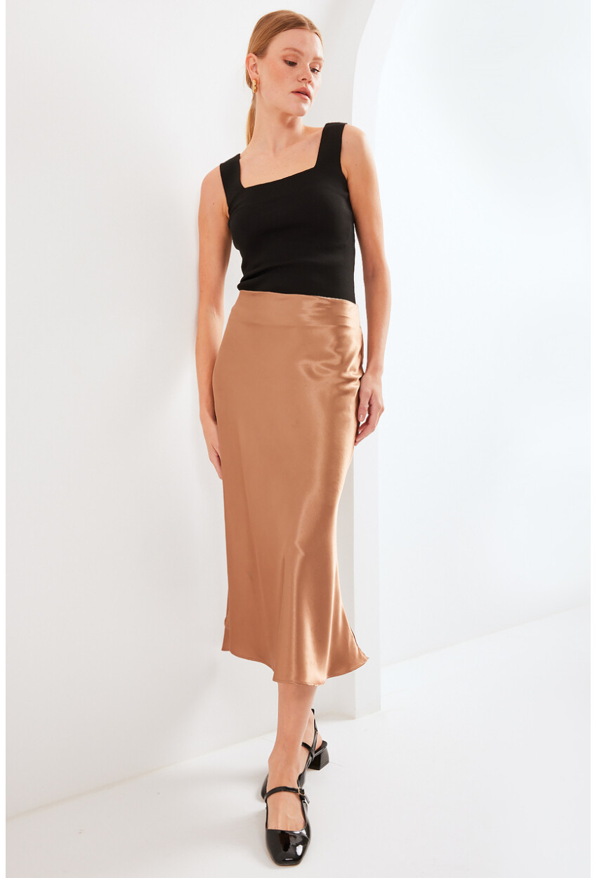 15806 Satin Skirt