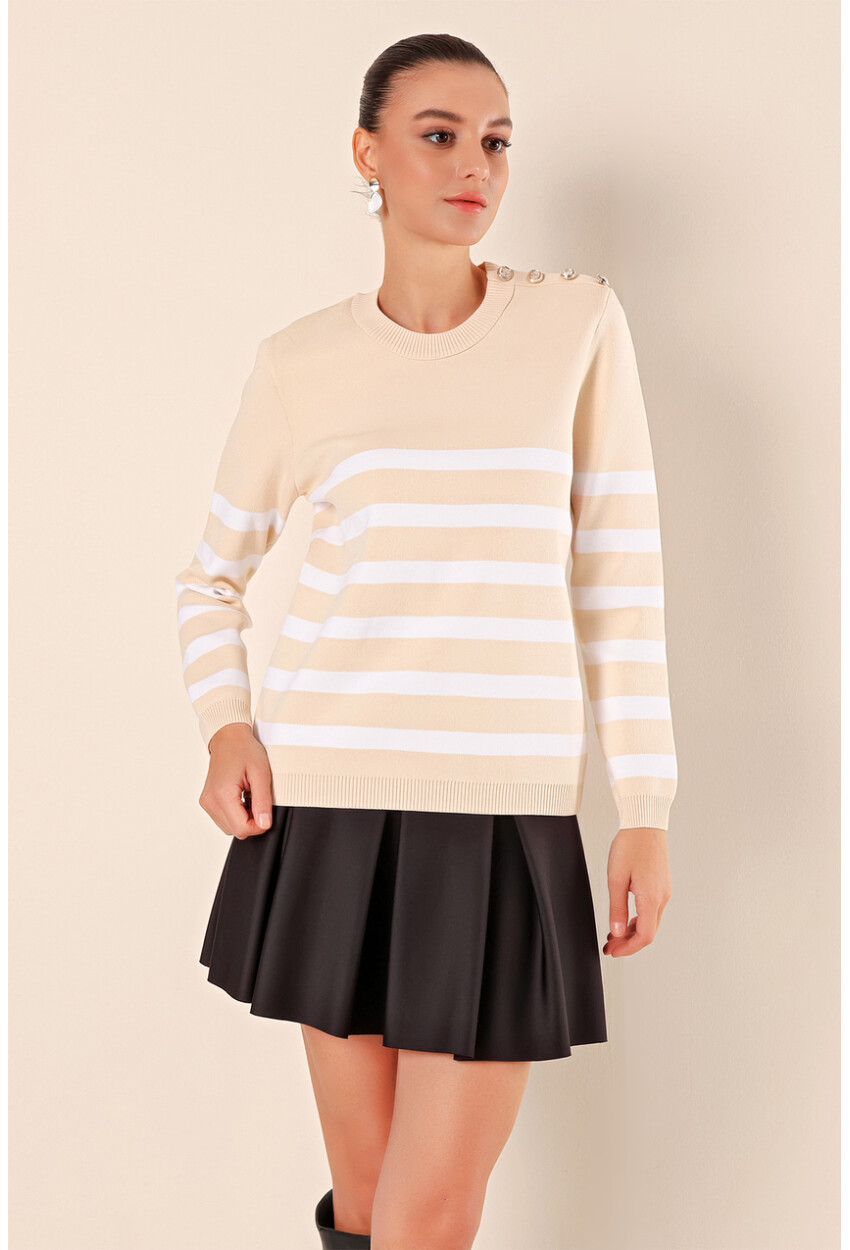 15820 Striped Sweater With Buttons