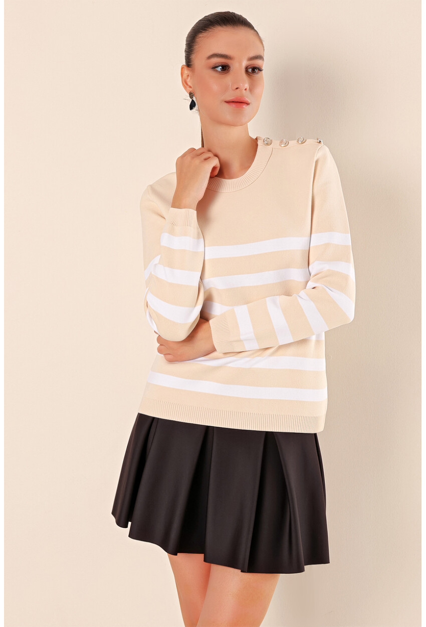 15820 Striped Sweater With Buttons