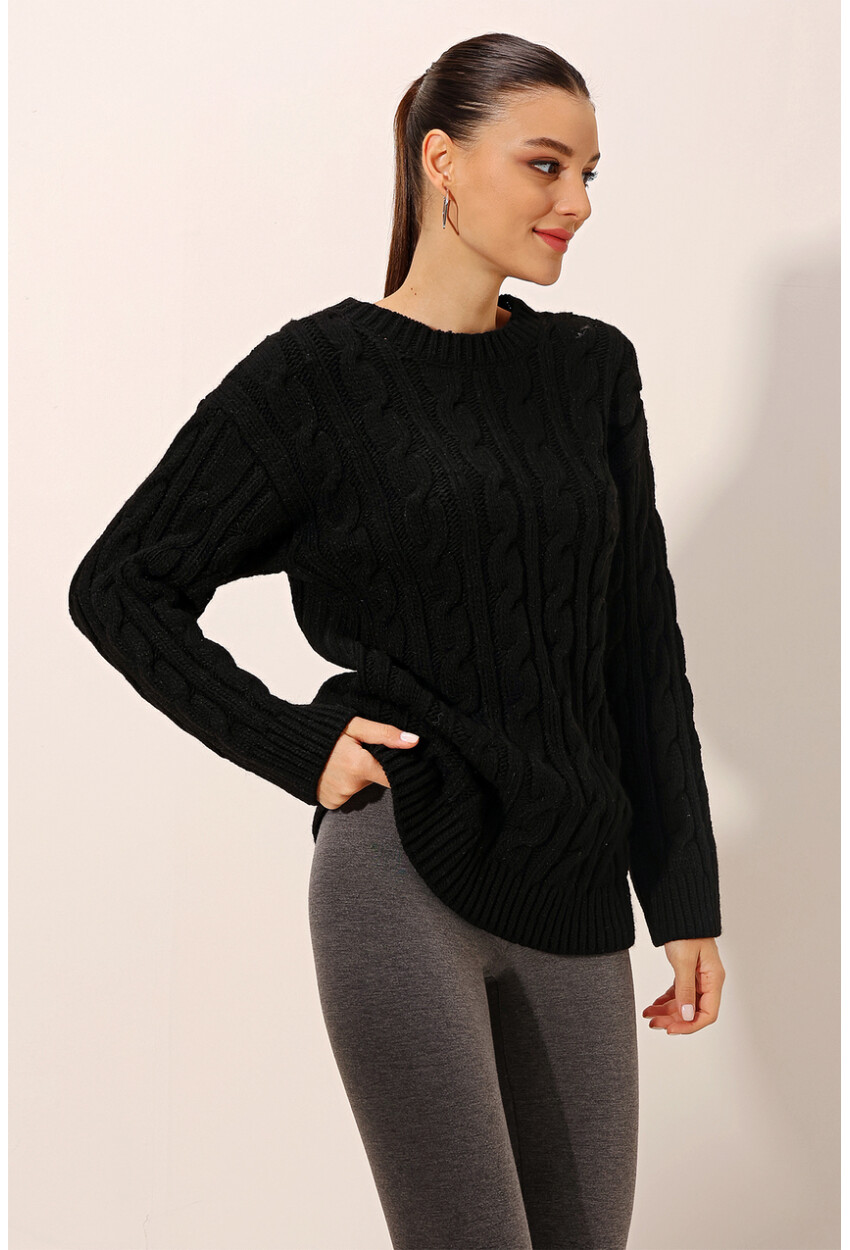 15849 Thick Knit Sweater