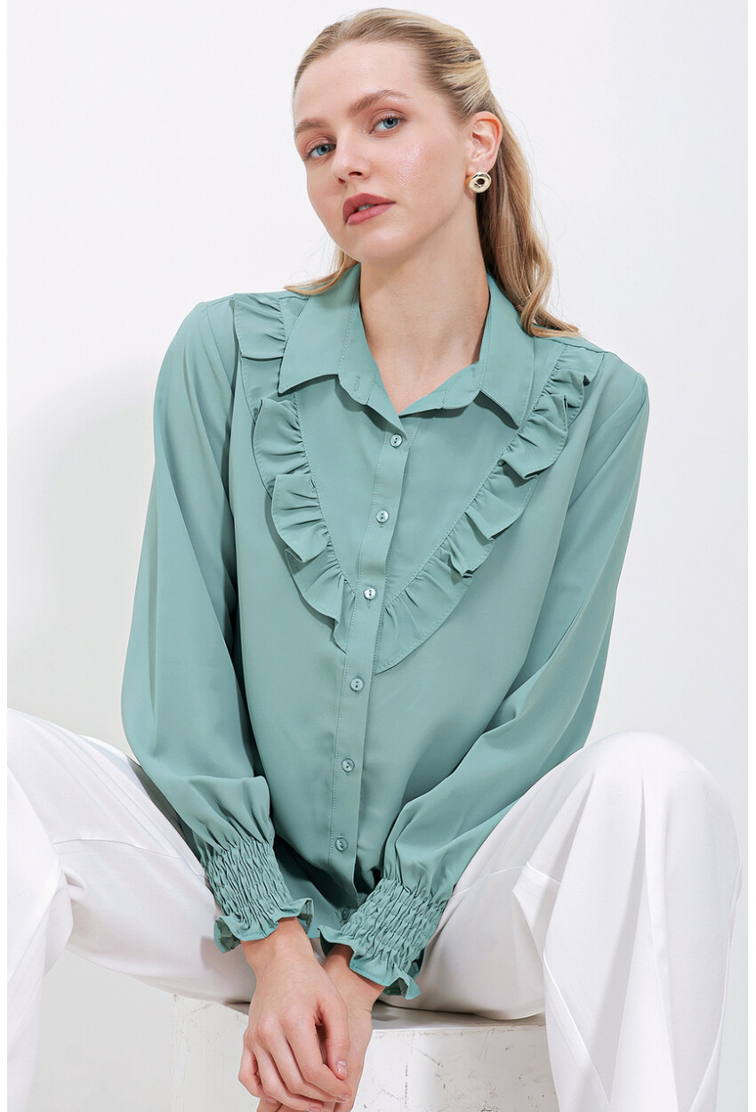 20223 Long Sleeve Shirt With Ruffles