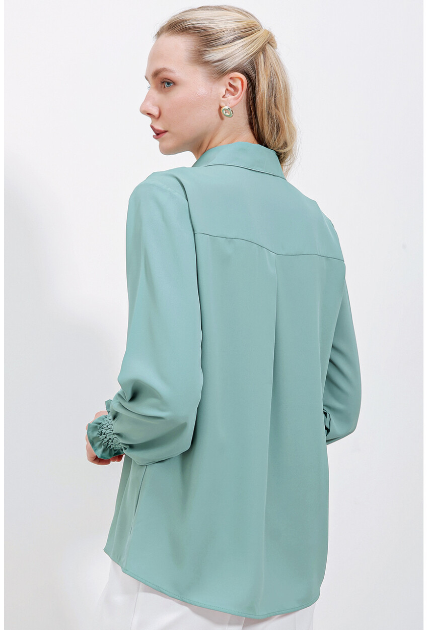 20223 Long Sleeve Shirt With Ruffles