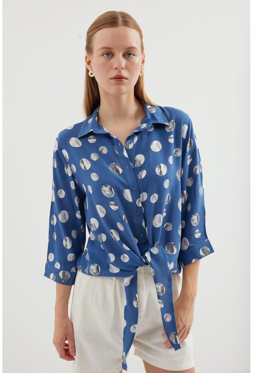 20243 Patterned Front-Tie Shirt