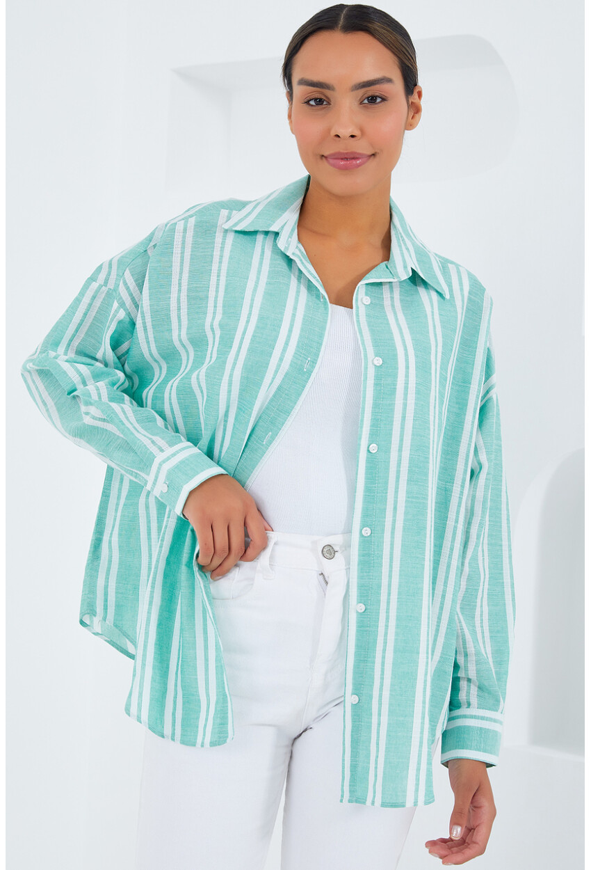 20251 Womens Striped Oversized Shirt