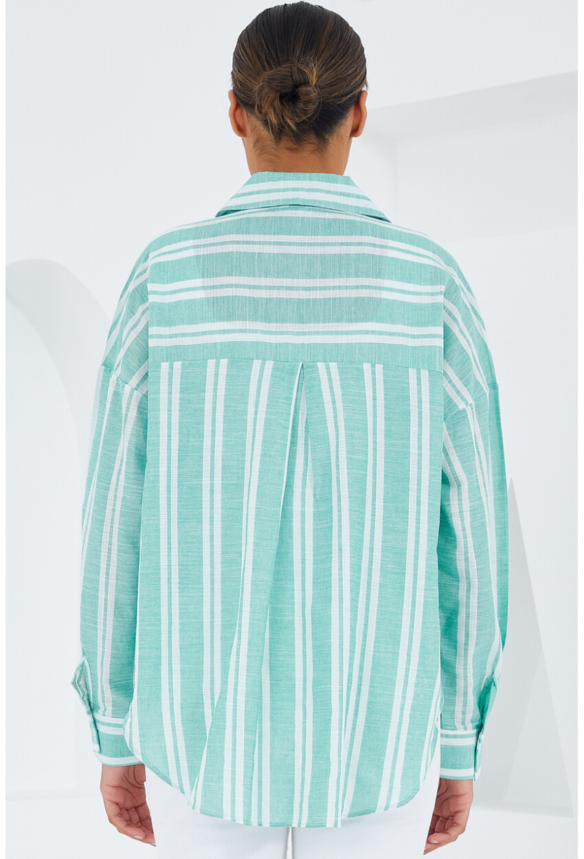 20251 Womens Striped Oversized Shirt