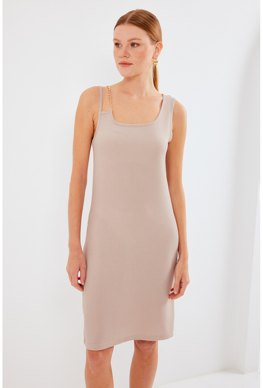 2496 Knit Dress With Chain Detail