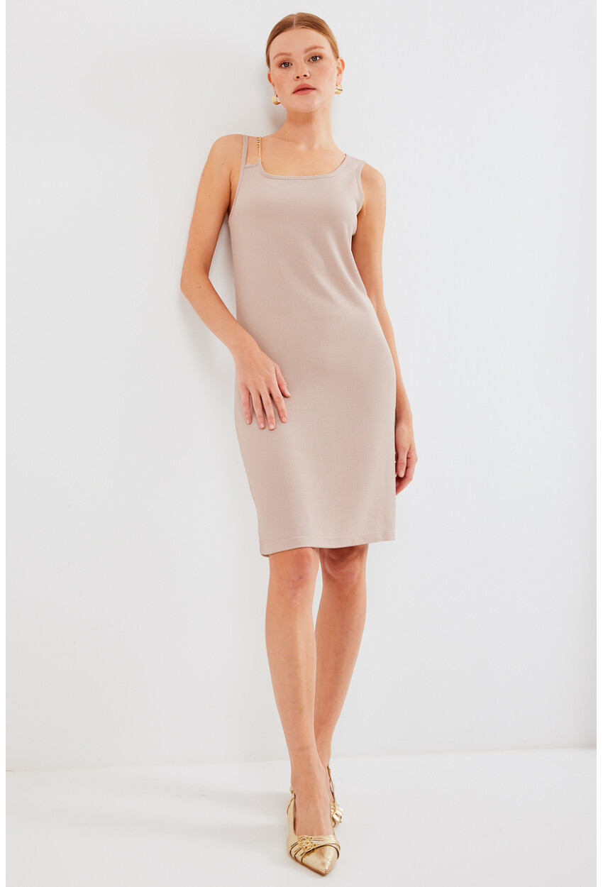 2496 Knit Dress With Chain Detail