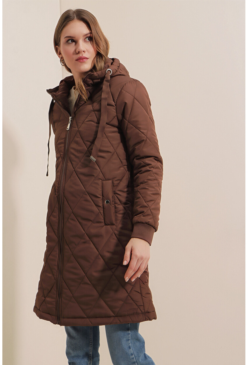 5138 Quilted Long Puffer Coat