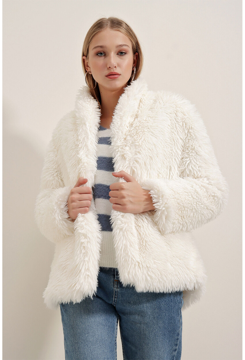 9088 Plush Coat