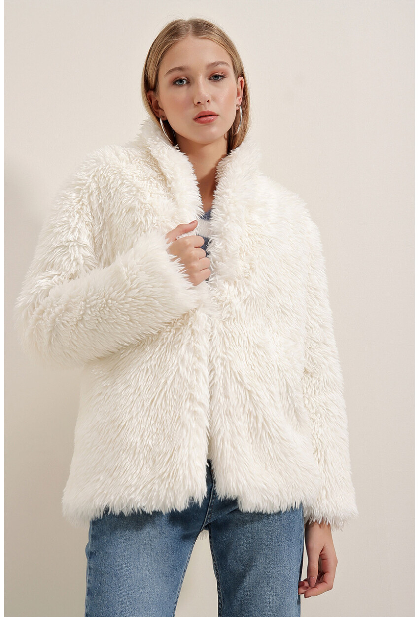 9088 Plush Coat