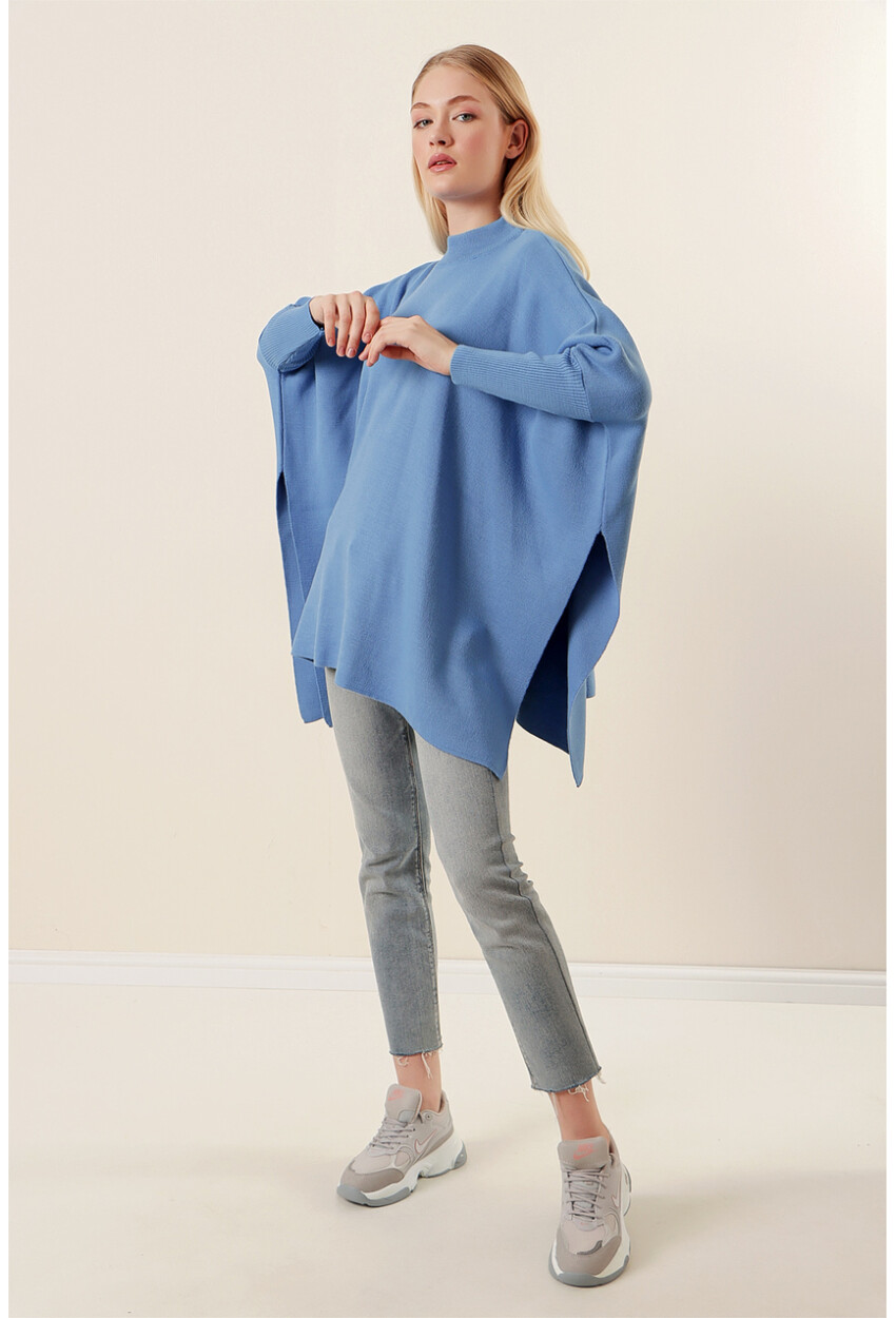 15783 Split Poncho Sweater