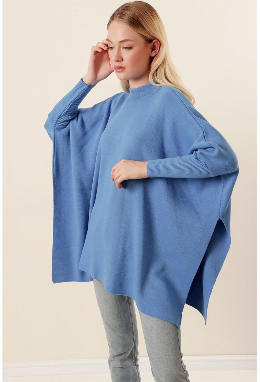 15783 Split Poncho Sweater