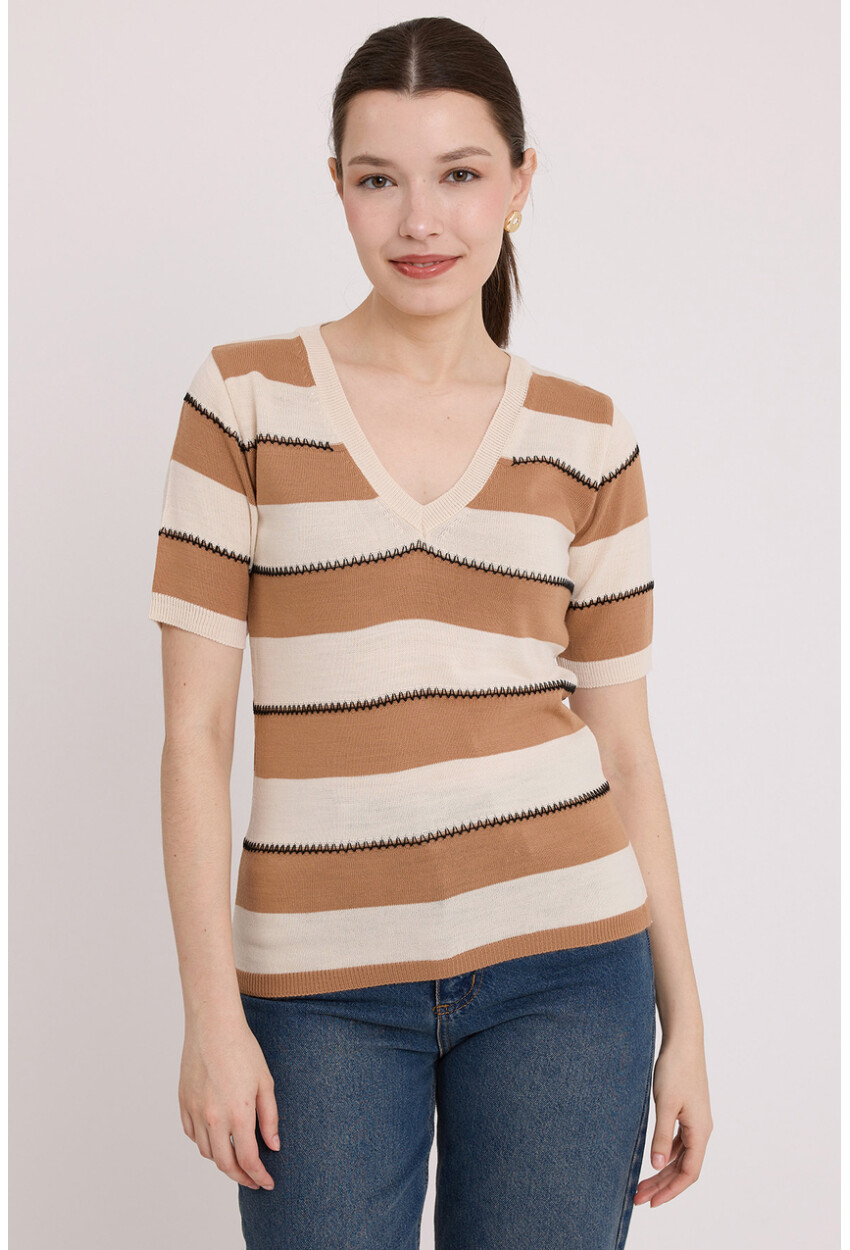 15869 Striped Short Sleeve Blouse