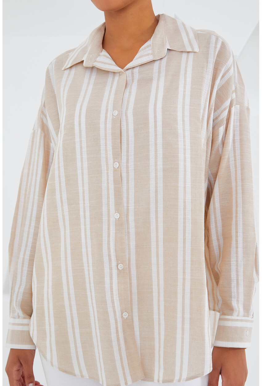 20251 Womens Striped Oversized Shirt