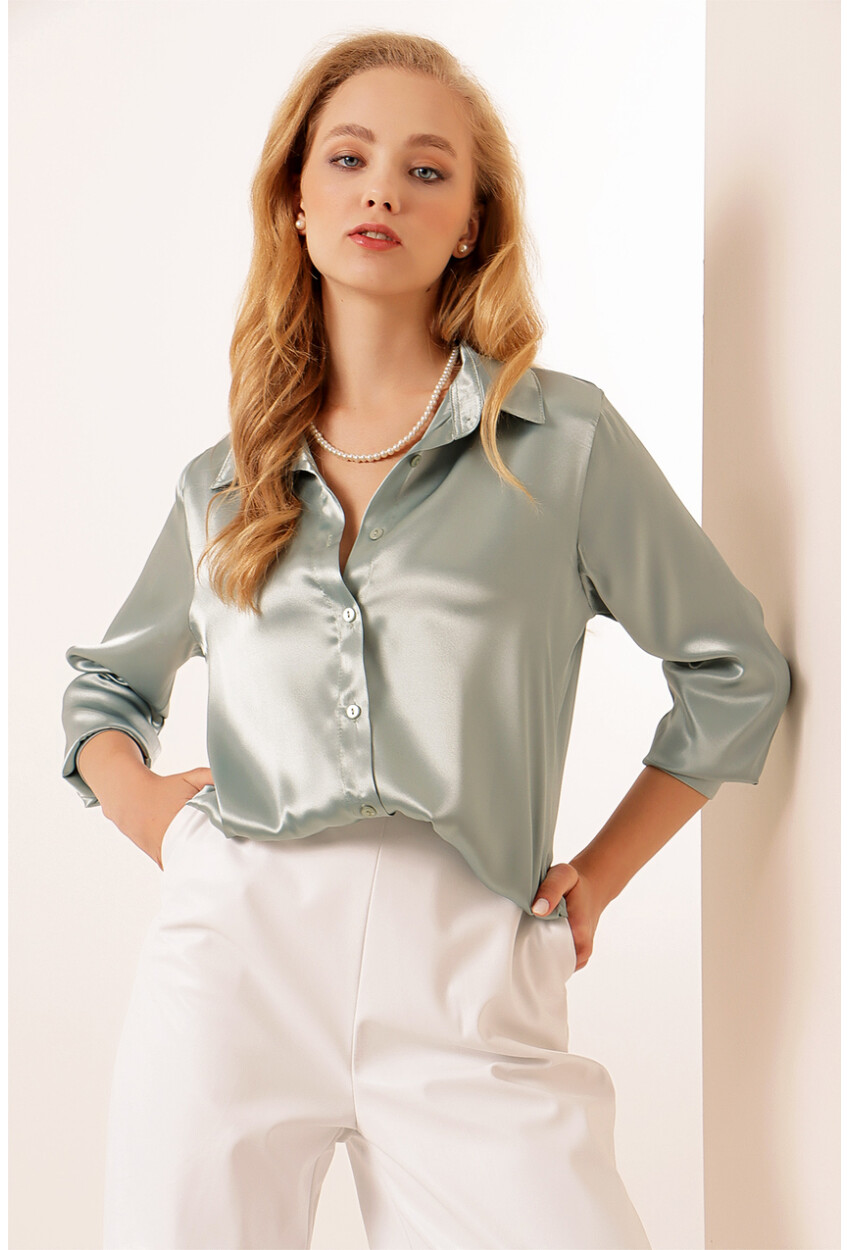 3964 Light Draped Satin Shirt