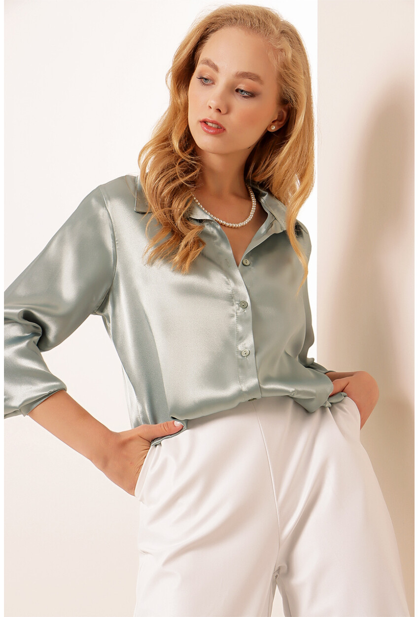 3964 Light Draped Satin Shirt