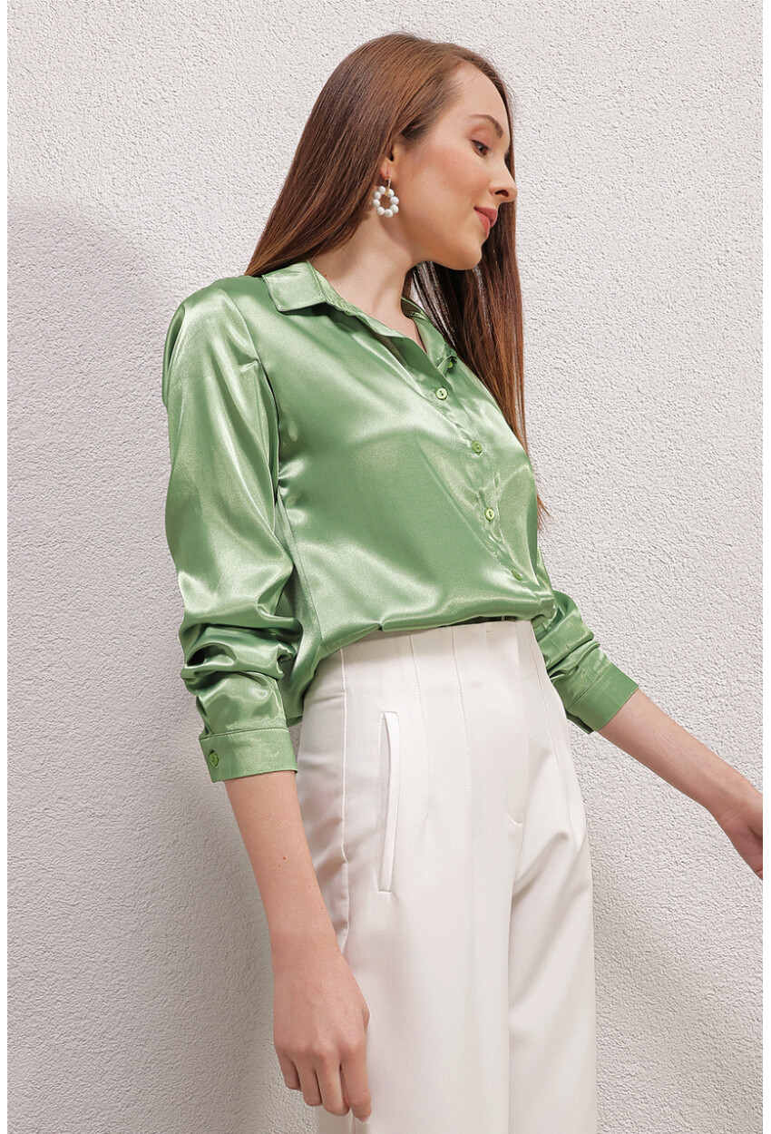 3964 Light Draped Satin Shirt