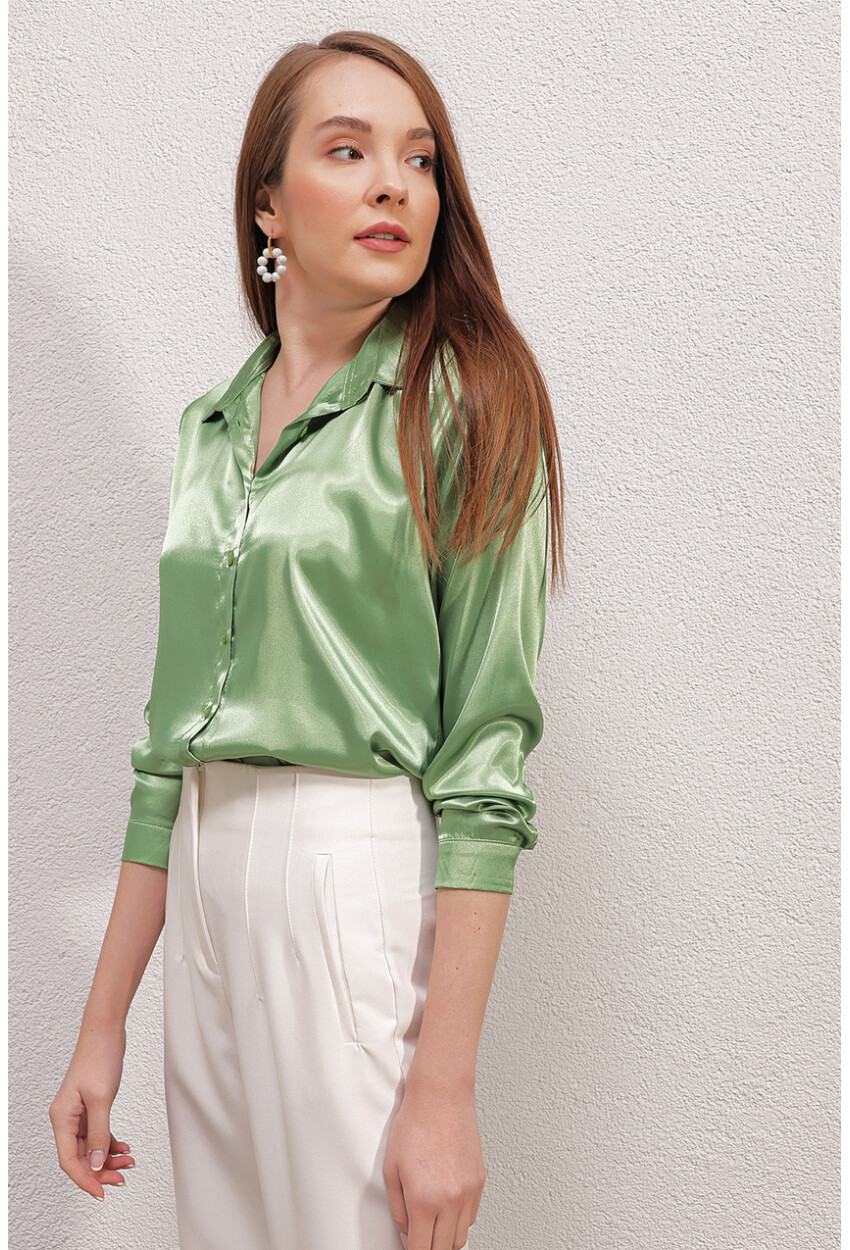 3964 Light Draped Satin Shirt