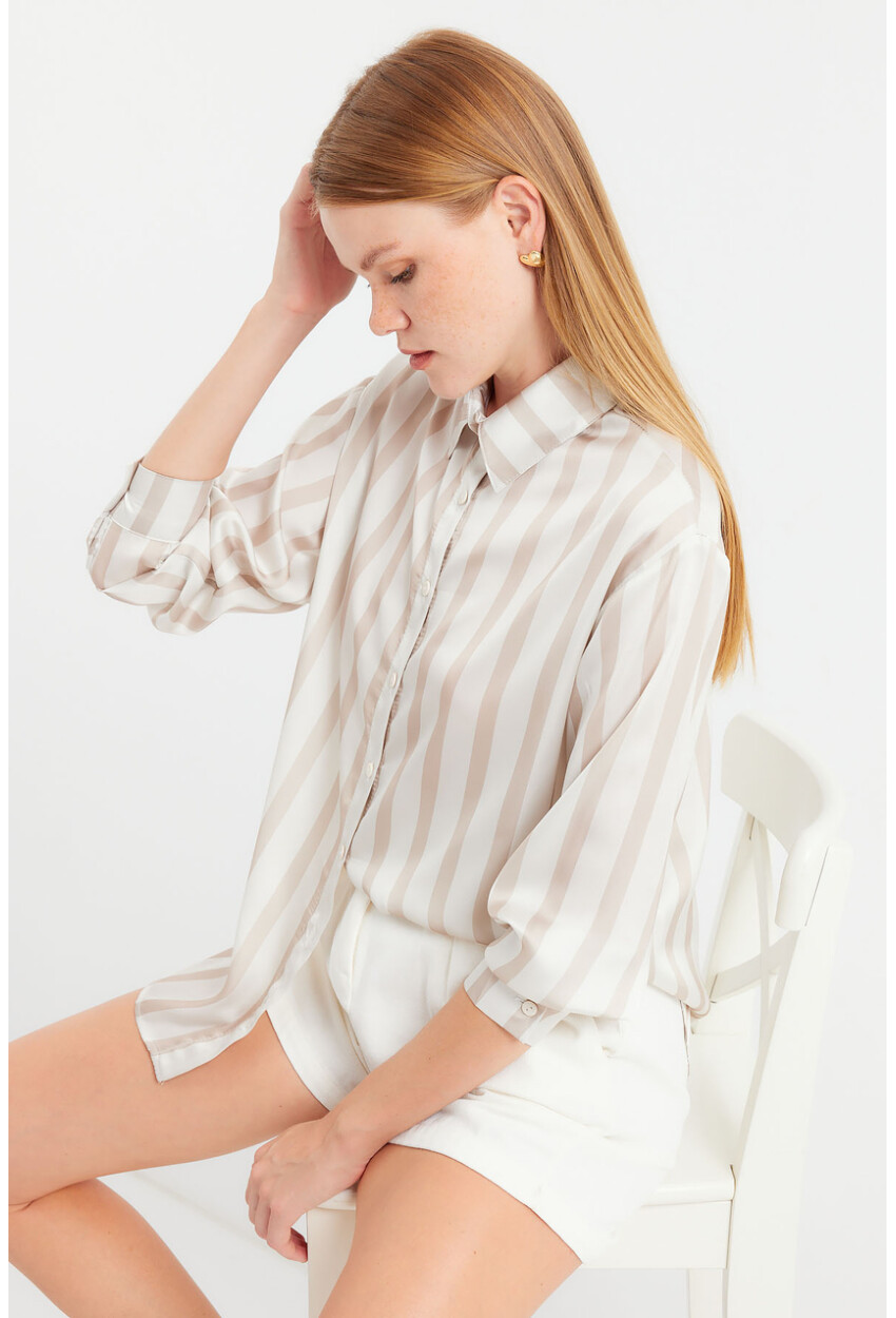 3964 Light Draped Satin Shirt