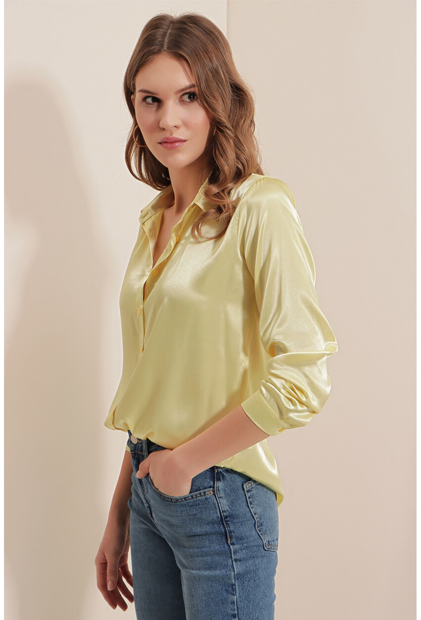 3964 Light Draped Satin Shirt