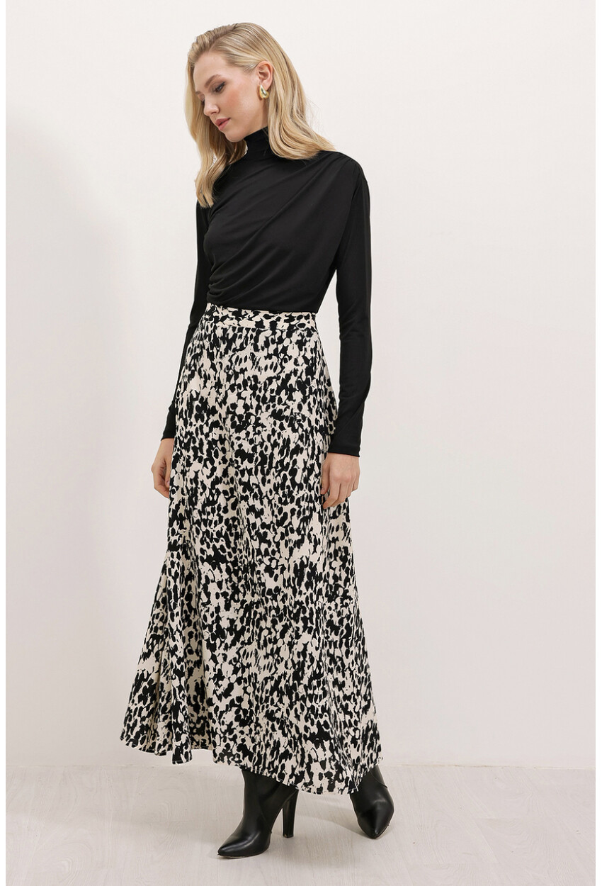 8003 Patterned Viscose Skirt