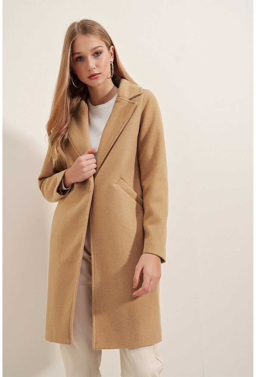 9085 Wool Coat