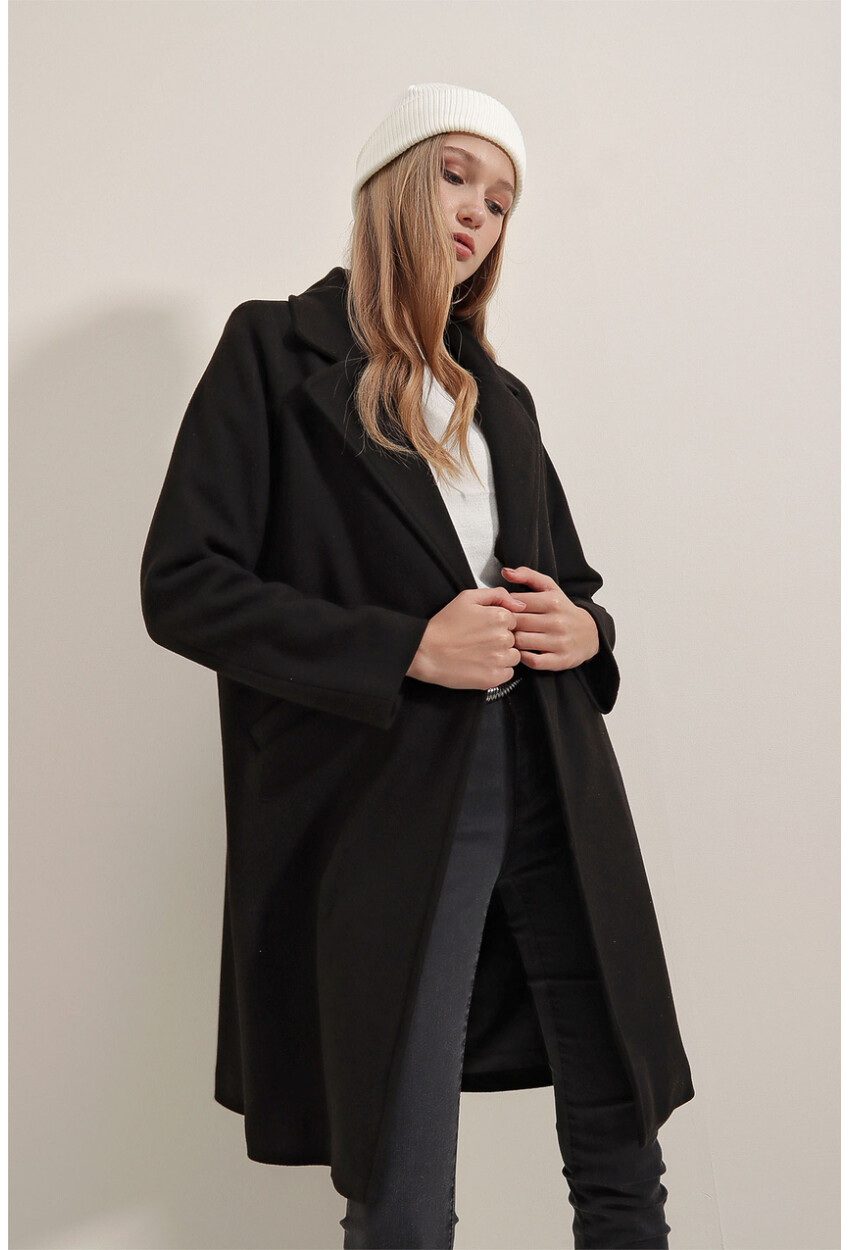 9085 Wool Coat