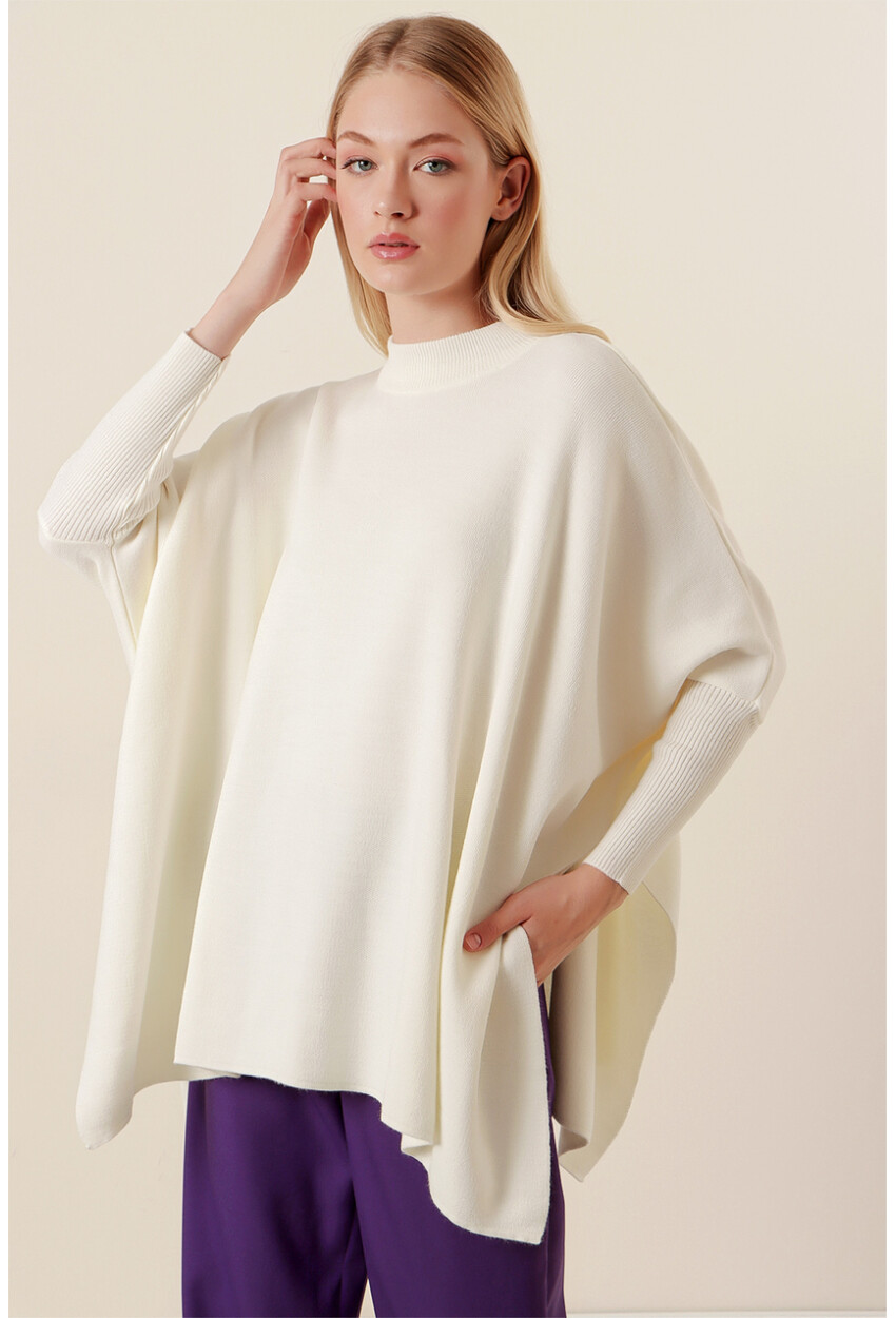 15783 Split Poncho Sweater