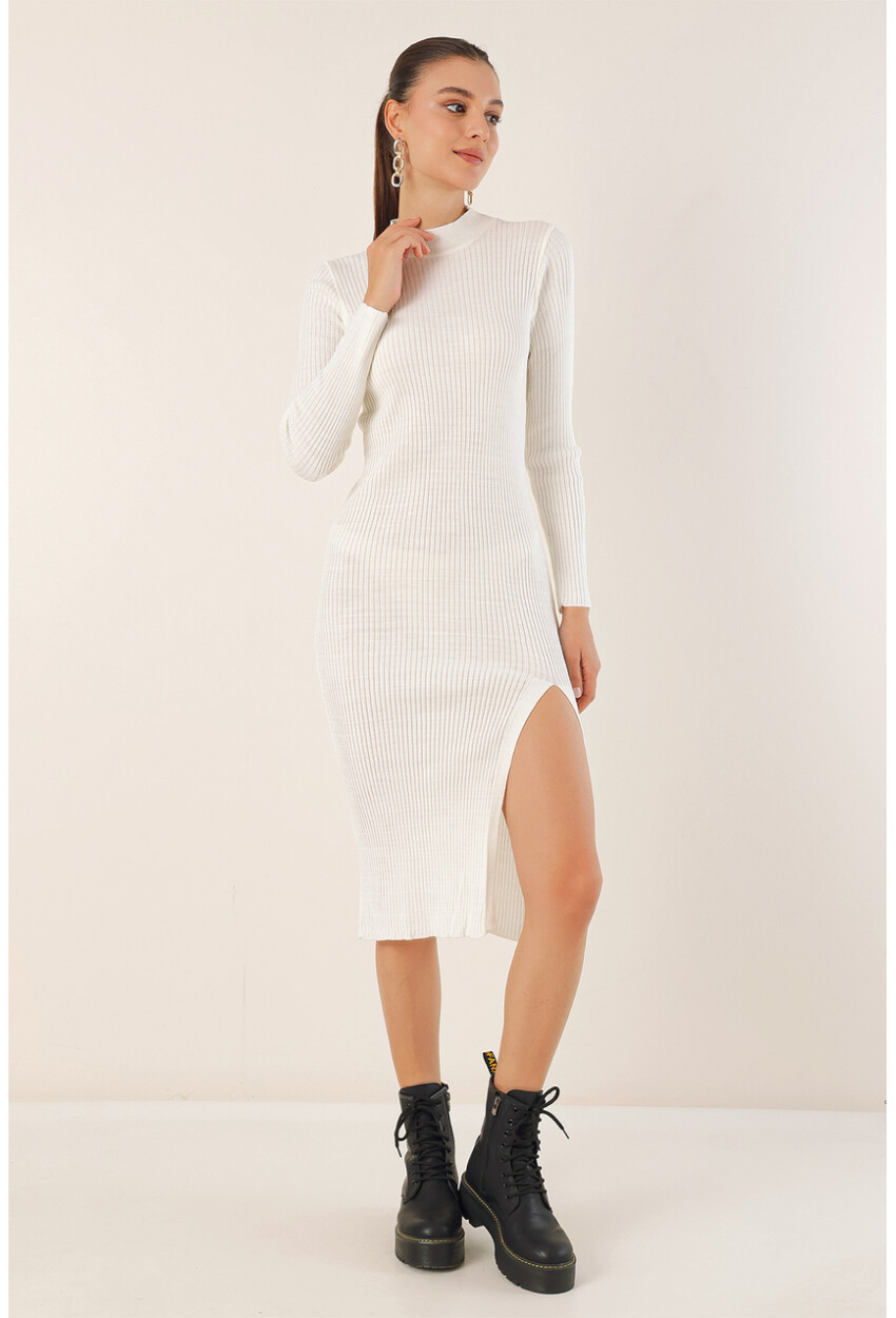 15828 Knit Dress With Slit