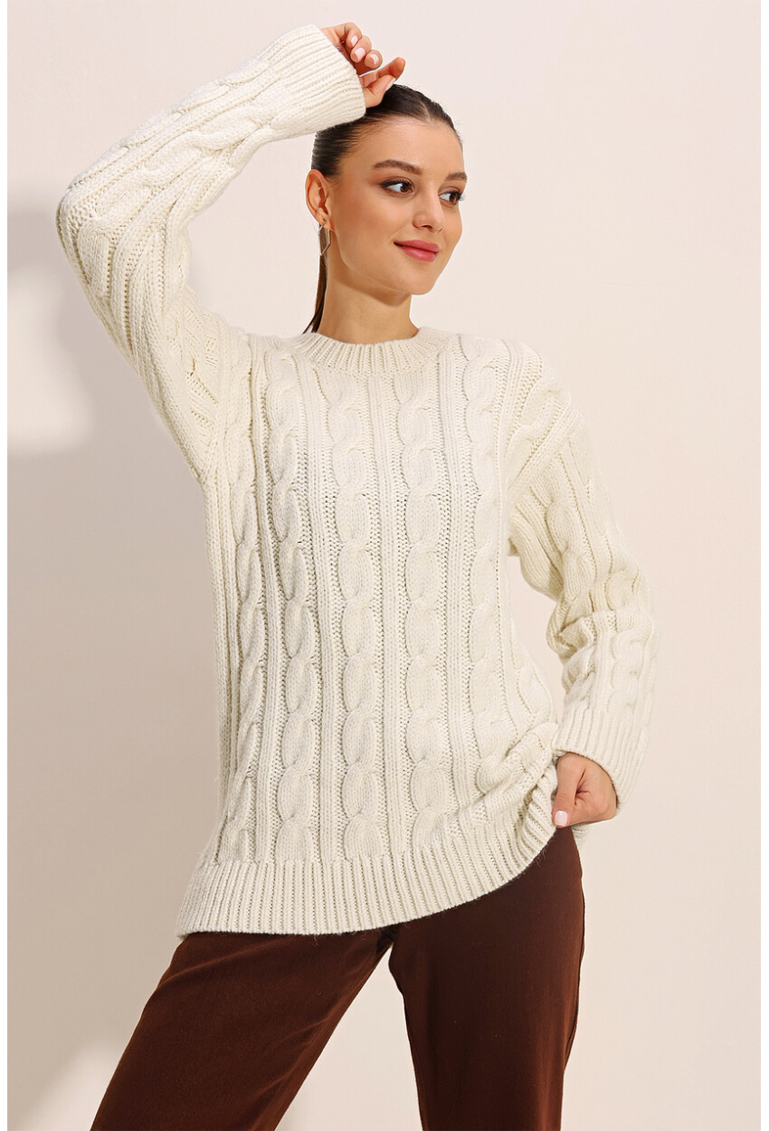 15849 Thick Knit Sweater