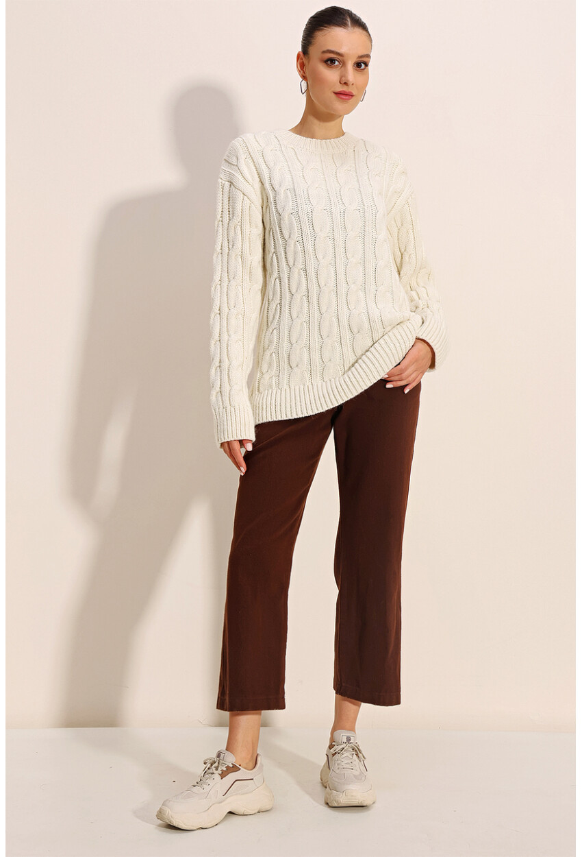 15849 Thick Knit Sweater