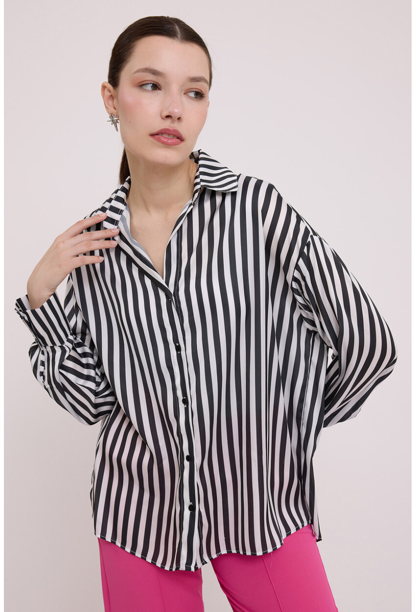 20242 Striped Oversized Shirt