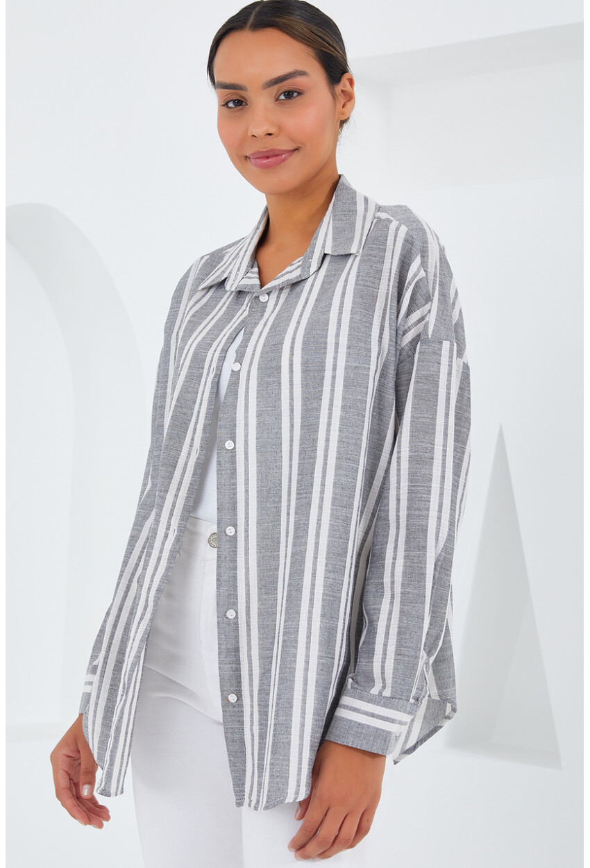 20251 Womens Striped Oversized Shirt