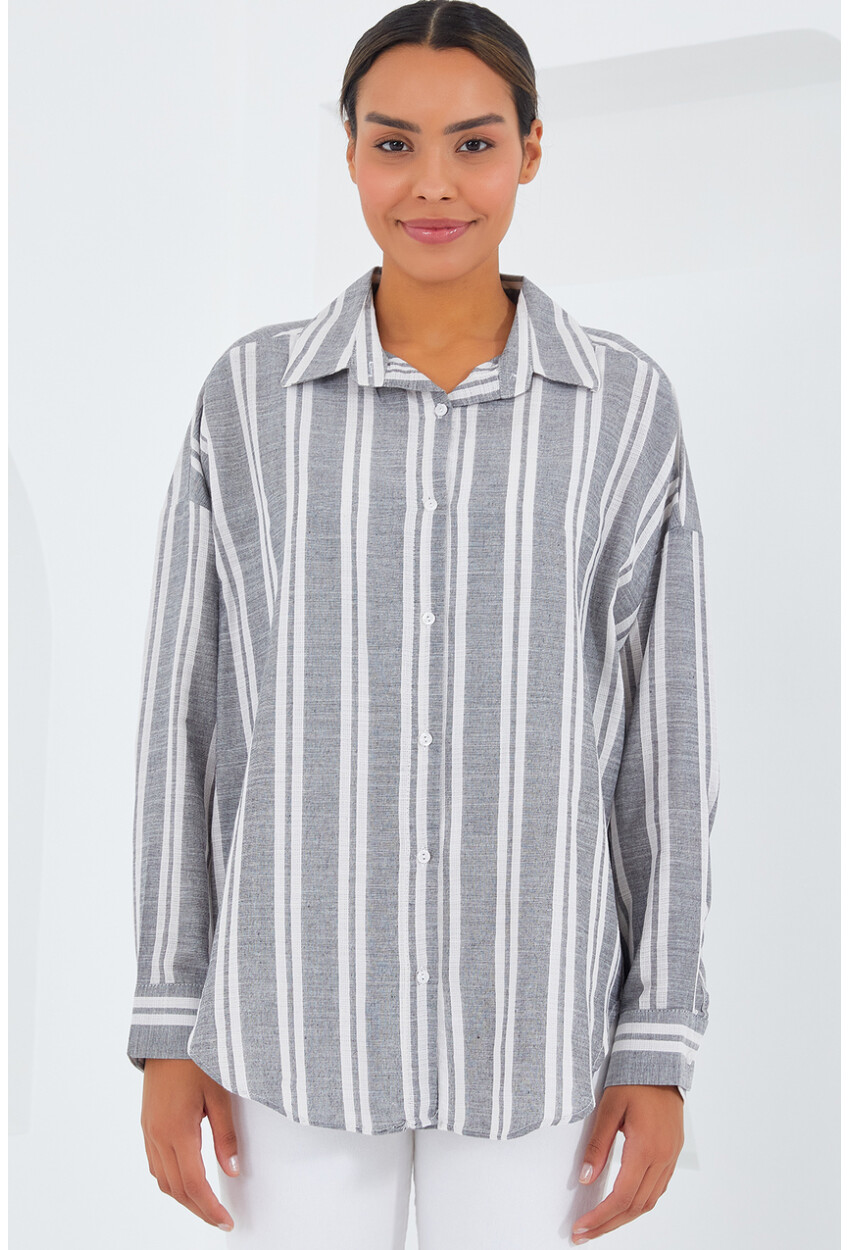 20251 Womens Striped Oversized Shirt