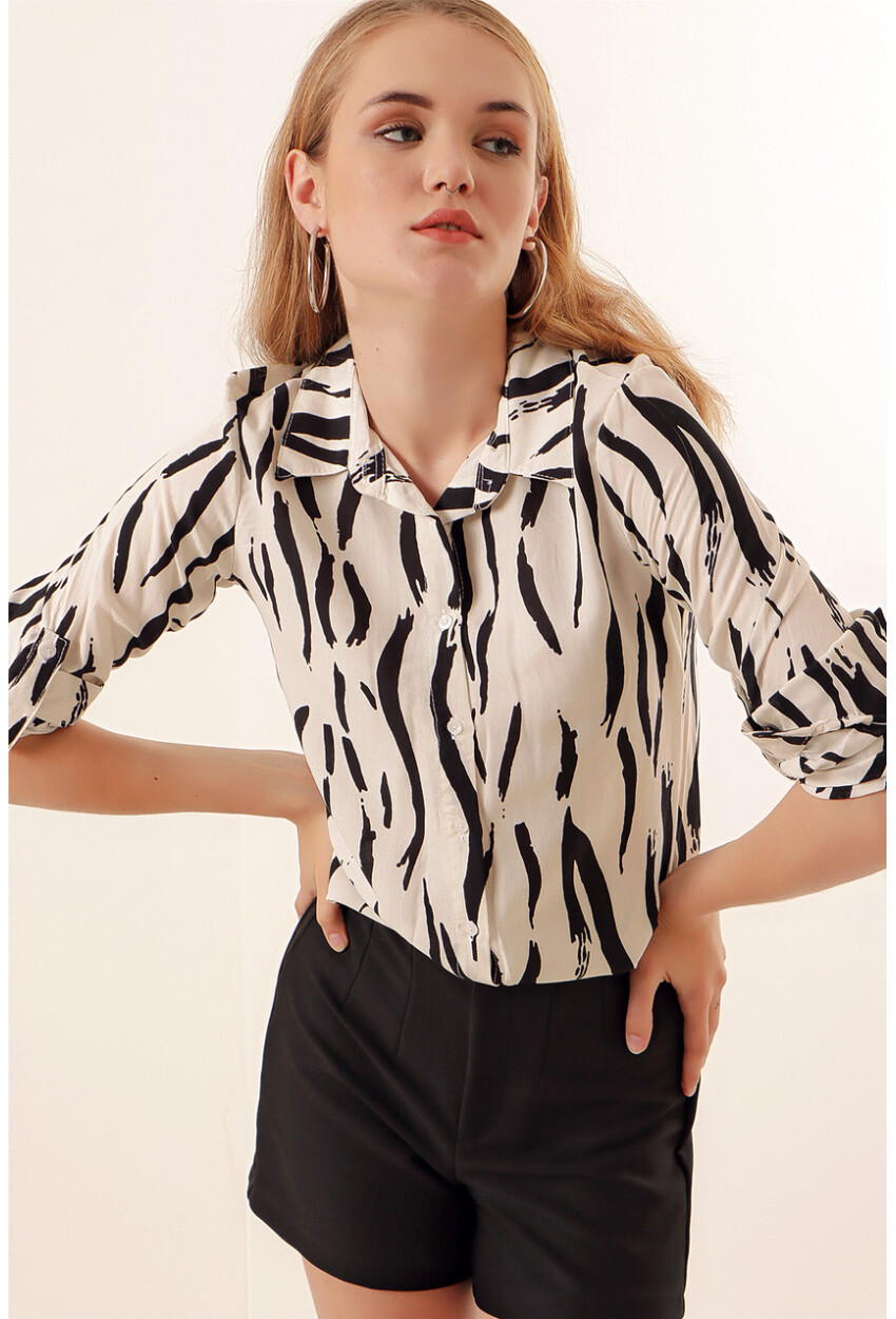 3721 Graphic Patterned Shirt