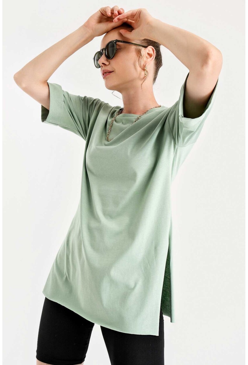 4123 Slit Oversized T-Shirt