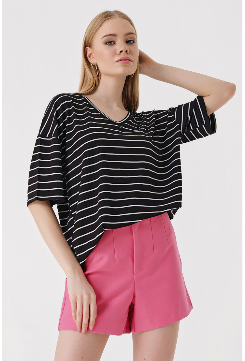 4307 Striped Oversized T-Shirt