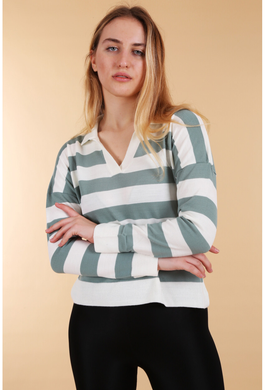 15777 Polo Collar Striped Sweater