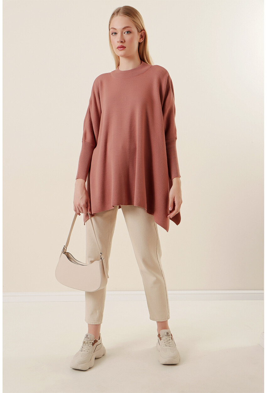 15783 Split Poncho Sweater