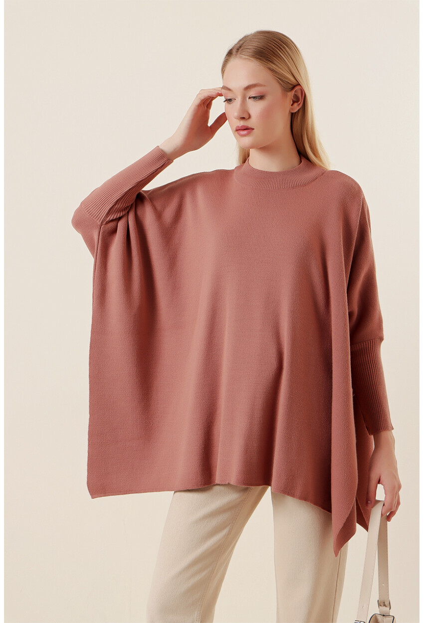 15783 Split Poncho Sweater