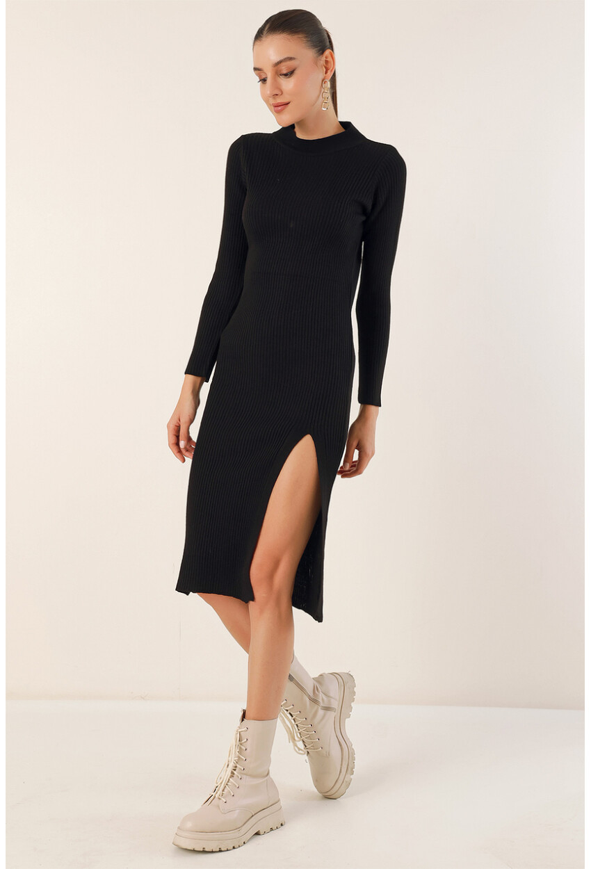 15828 Knit Dress With Slit