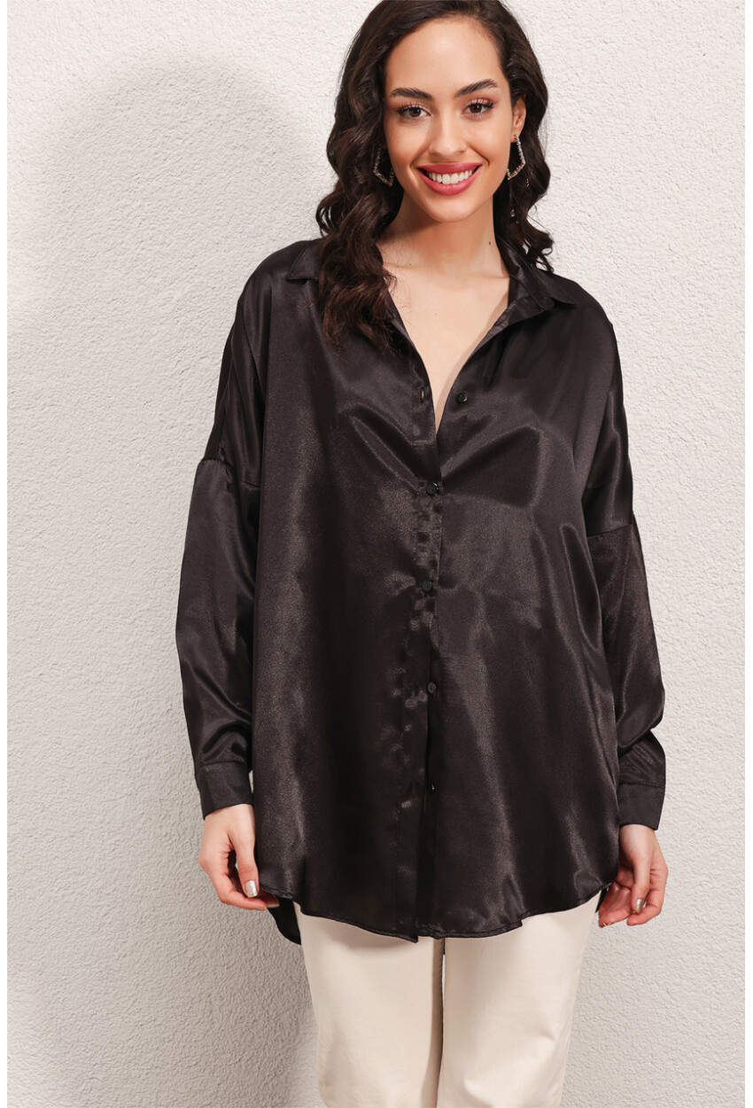 3985 Oversized Satin Shirt