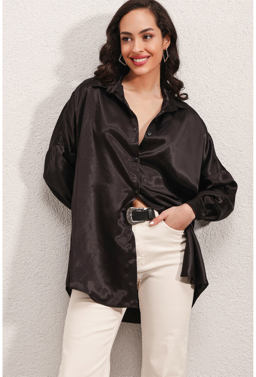 3985 Oversized Satin Shirt