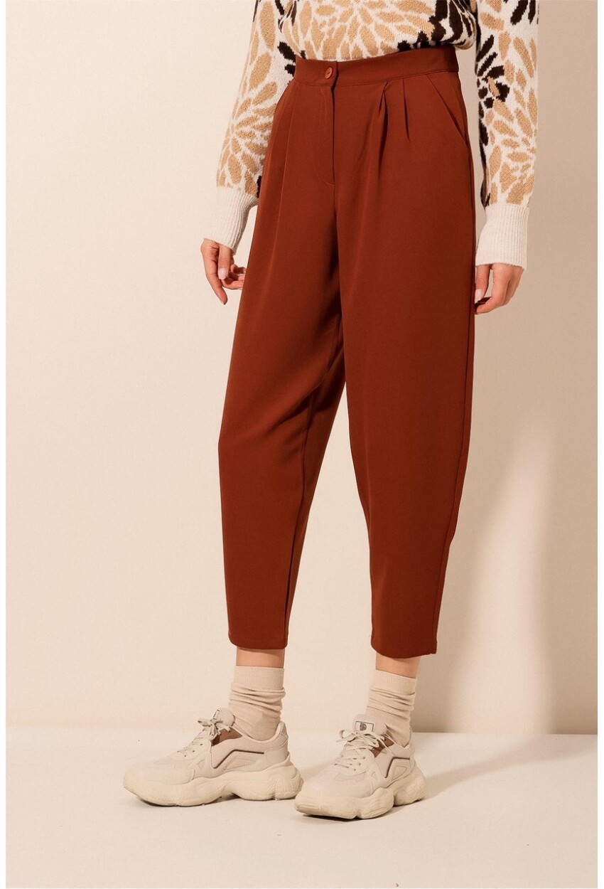 6585 Fabric Carrot Pants