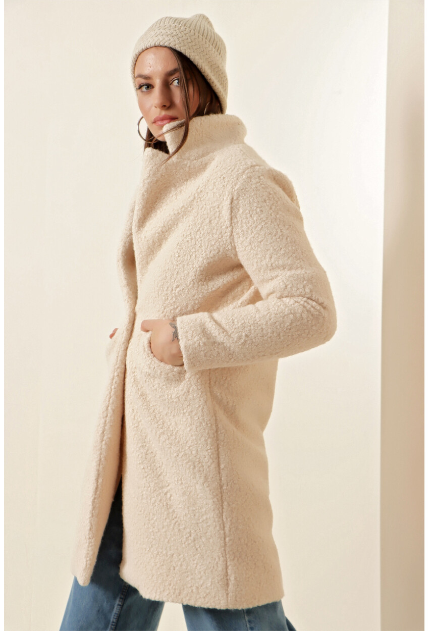 9082 Oversized Wool Coat